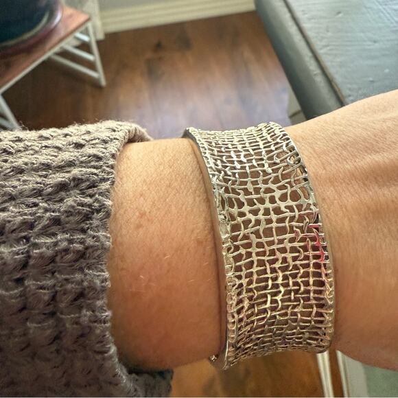 Silpada 925 Sterling Silver Woven Textured Cuff Bracelet - Picture 3 of 11